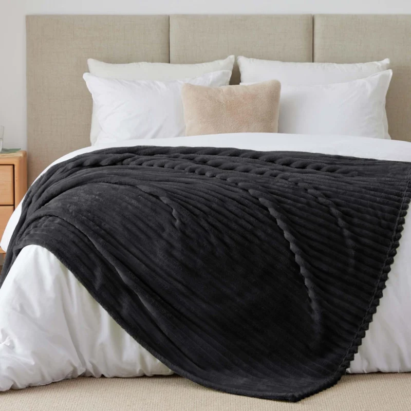 Cuddly Fluffy Blanket Large - Soft Blankets for Bed, Decorative Stripes Cord Blanket